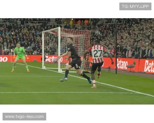 英超VAR争议再起：关键判罚引热议